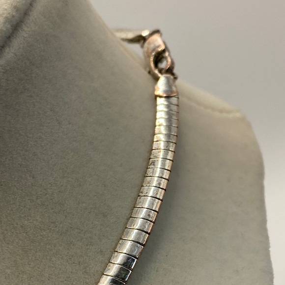 Vintage Dragonfly with Abalone Inlaid Shell Wings Pendant Silver Omega Necklace - Picture 6 of 13